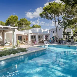 https://hostal-casbah.balearic-islands.net